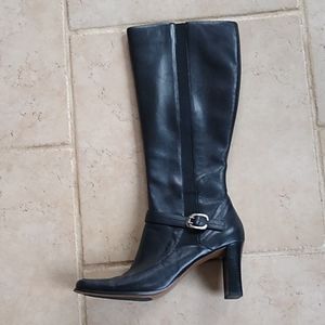 Bass leather Boots